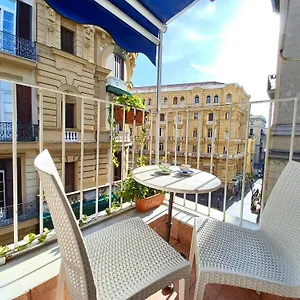 Quattro Palazzi Centro Napoli